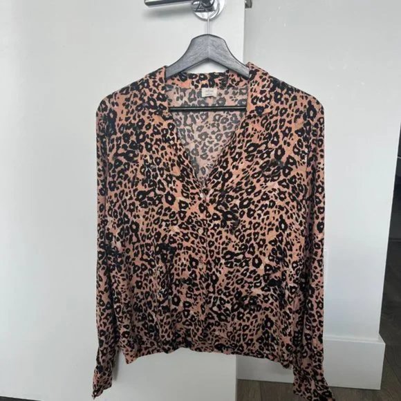 Aritzia Wilfred Emmeline Blouse - Picture 4 of 7